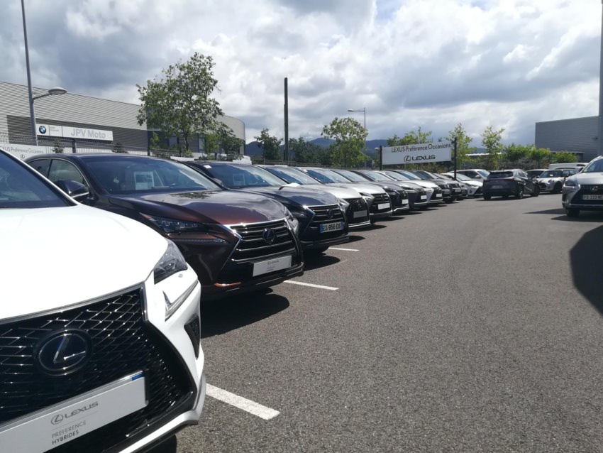 Mitsubishi à Cannes